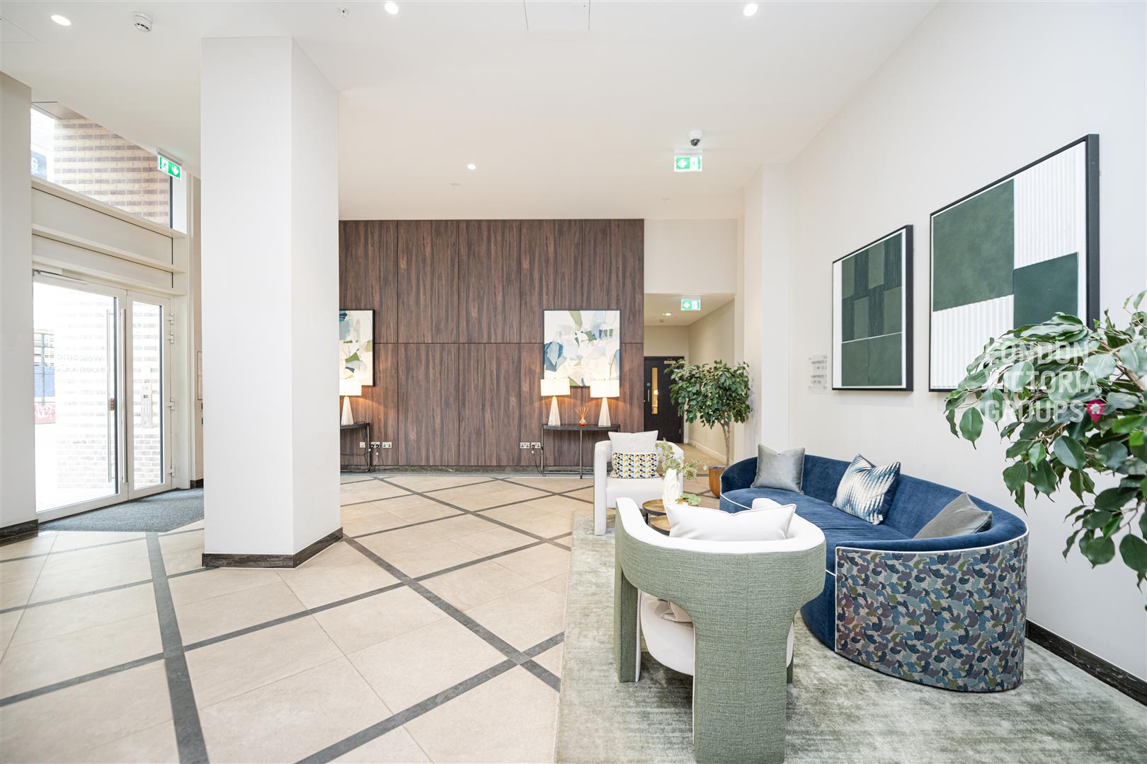 281 Kennington Lane, London